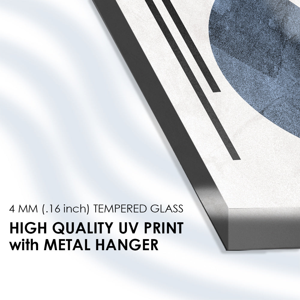 Dimensional Forms: Geometric Shapes in Modern Abstract Glass Art